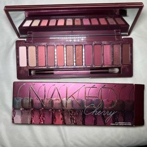 Urban Decay Naked Cherry Eyeshadow Palette